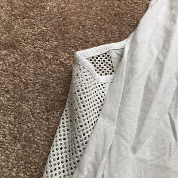 Billabong Tank - Picture 4 of 4